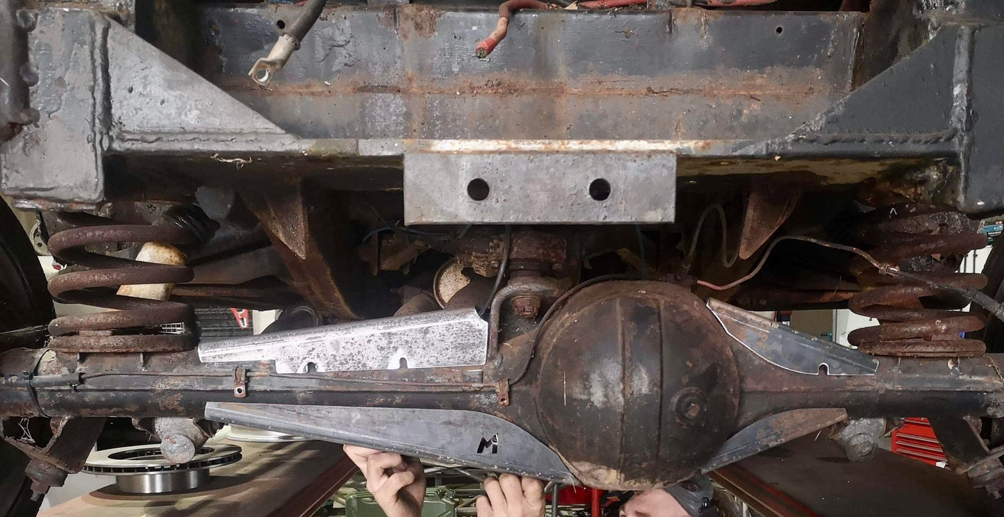 TF771 AXLE REINFORCING KIT REAR D2