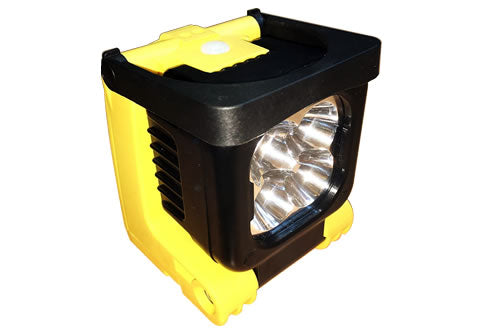 TF715 EMERGENCY RECHARGEABLE 1000Lm LIGHT